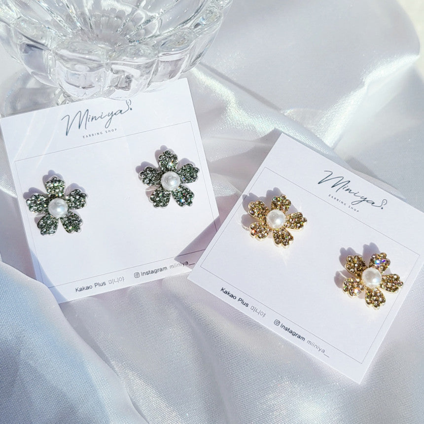 Lovely fashion flower earrings (Dreamcatcher) - 925 silver - WE ARE KPOP